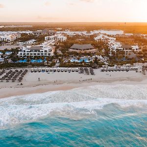 Hard Rock Hotel & Casino Punta Cana (Adults Only)